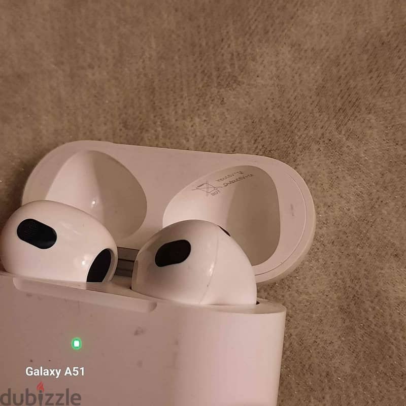 AirPods (الجيل الثالث) 7