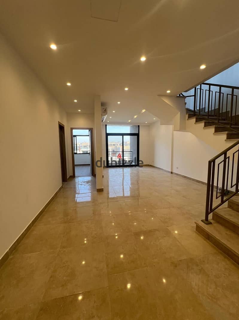 بنتهاوس بالتكيفات 2 نوم اول سكن ايجار فيفث سكوير المراسم Penthouse rent Marasem 3