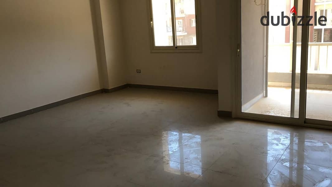 Sale Apartment 3 bedrooms, 1st floor, new cairo, at Jayed Compound 11