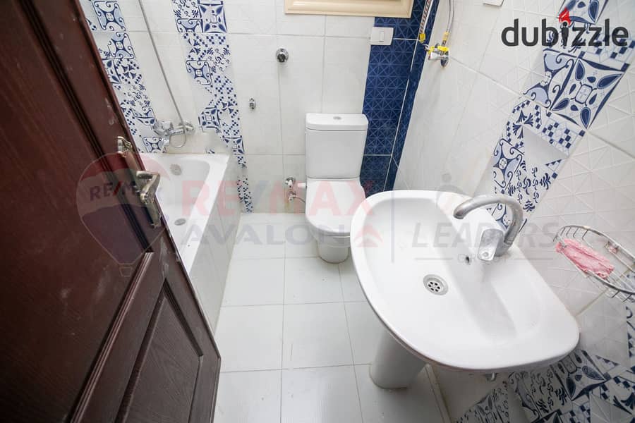 Apartment for sale 145 m Kafr Abdo (Sakina Bint Al Hussein St. ) 9