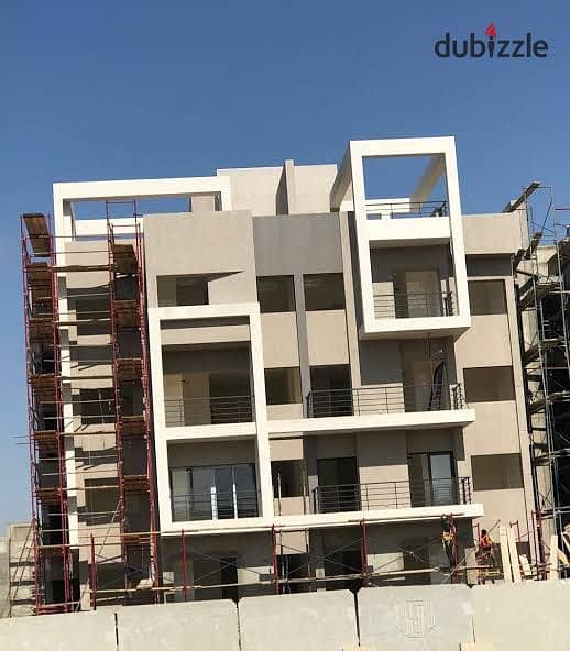 Apartment for sale prime location Ba7ary finished in compound Fifth square Marasem 7