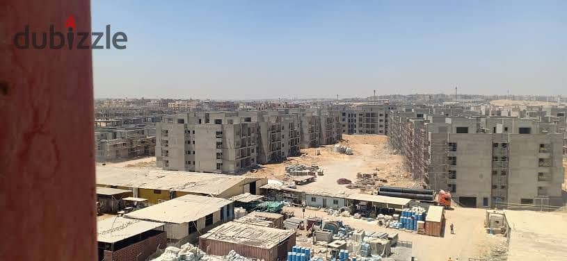 Apartment for sale prime location Ba7ary finished in compound Fifth square Marasem 8