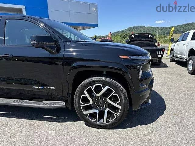 Chevrolet Silverado 2024 3