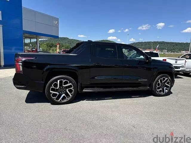 Chevrolet Silverado 2024 4