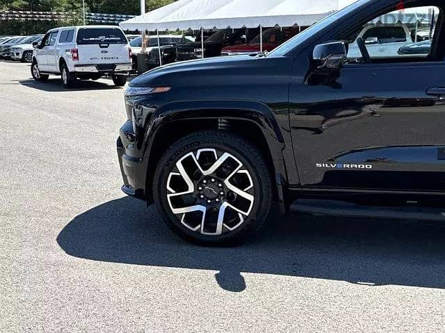 Chevrolet Silverado 2024 7