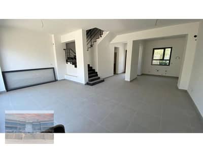 Delivered Townhouse Middle in Al Burouj Shorouk