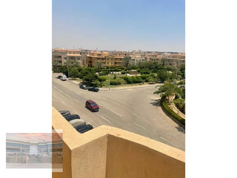 Apartment at banfseg villas very prime location 3