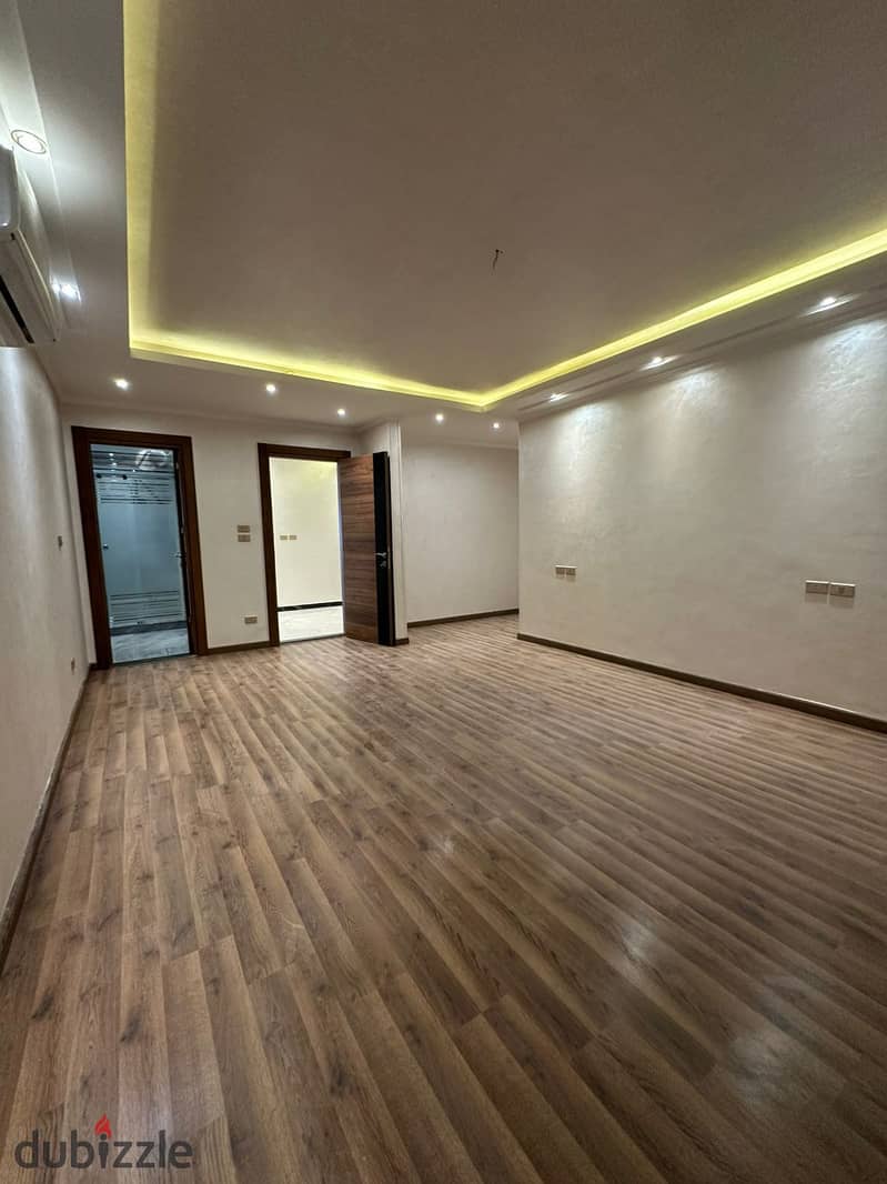 170 sqm apartment (immediate delivery) with air conditioners + kitchen for beef in a compound in the heart of the Administrative Capital 5