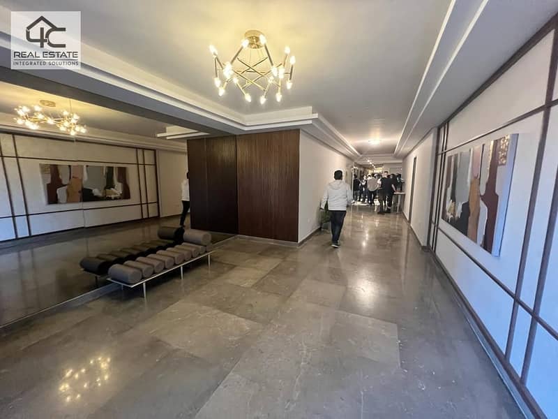 Duplex for sale, finished with air conditioners, with a distinctive division into a second and third floor in Sheikh Zayed 5