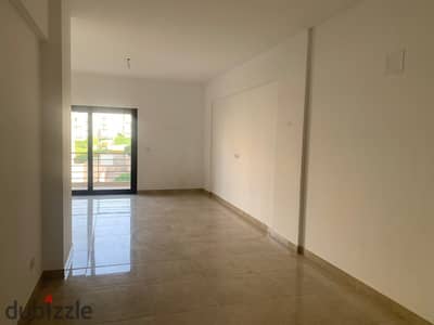 Semi furnished apartment 160m for rent in fifth square Al marasem compound new Cairo fifth settlement