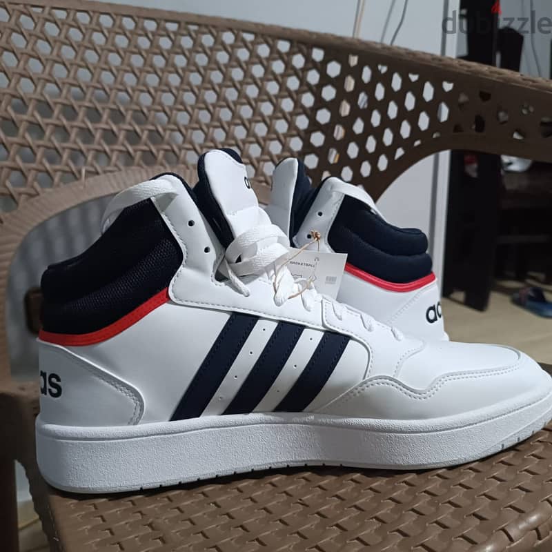 Kochi Adidas 6