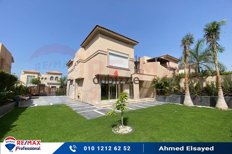 Receive your villa immediately in Alex West and enjoy luxury 21