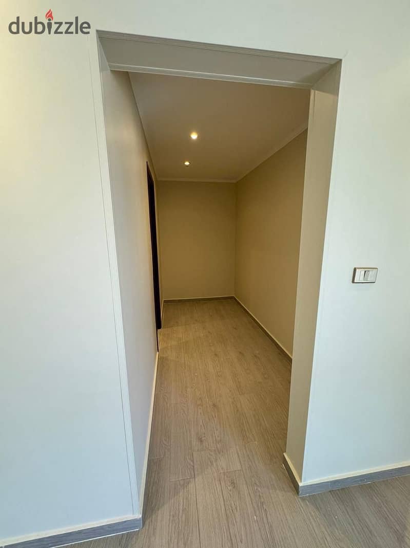 For lovers of luxury, a fully finished apartment with immediate delivery, 3 rooms, for sale in the Fifth Settlement, 10 minutes from the American Univ 3