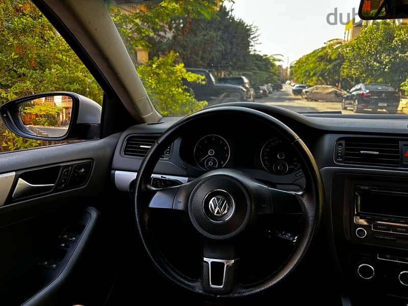 Volkswagen Jetta 2012 جيتا 4