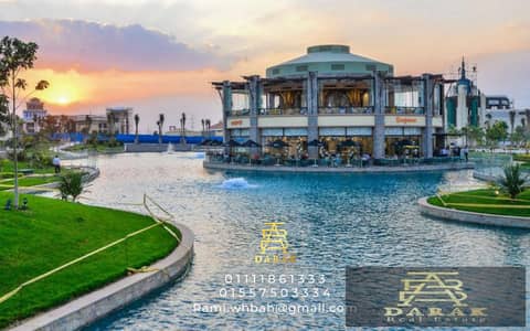 من المالك مطعم وكافيه للبيع في مدينتي اوبن اير مول Open air mall على البحيرات مباشره موقع ممتاز جدا مطعم وكافيه للبيع على اكبر نافوره وبحيره