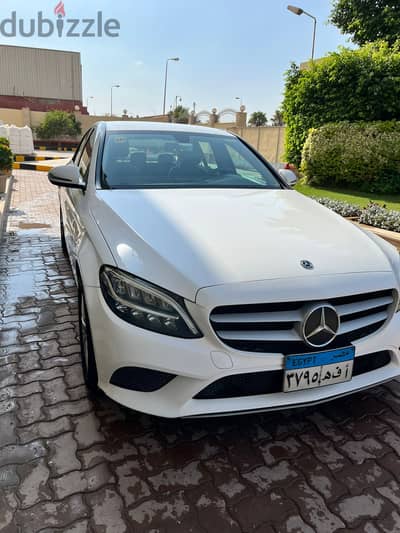 Mercedes-Benz C180 2019 2019