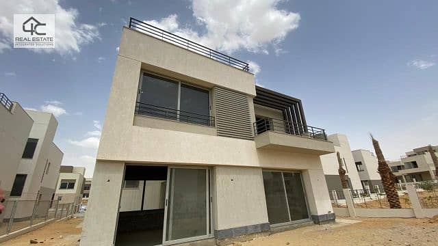 with the old price for a quick sale, own  villa with  open roof on the largest landscape area of ​​295 m 4