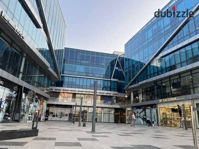 Shop for sale 50m Ritzy Mall Sheikh Zayed immediate receipt