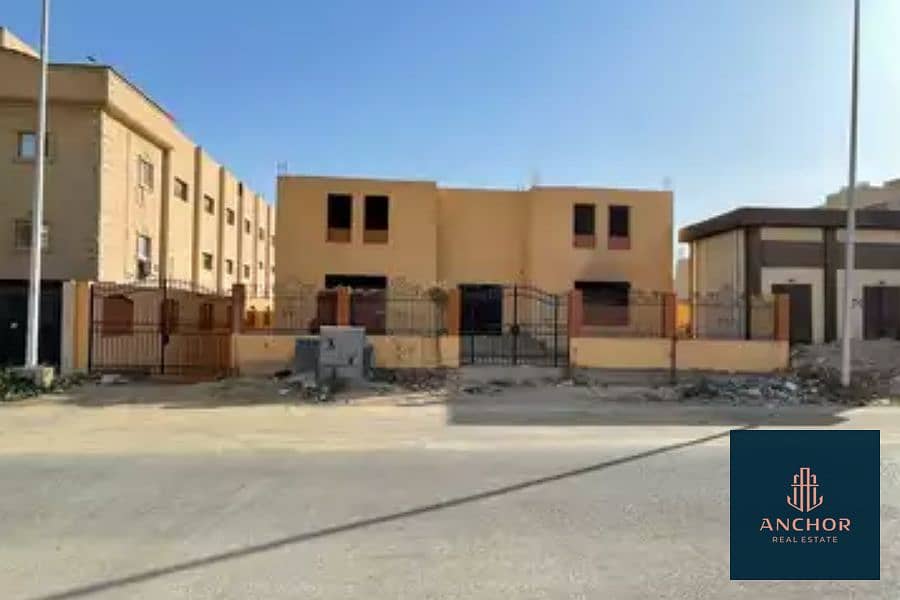 Fully Ready Licensed Factory 6 Floors for sale in industrial zone in Gesr Al Suez 4