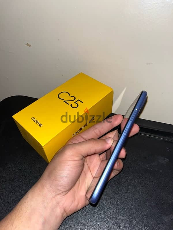 realme c25 3