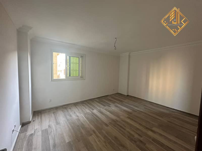 Super deluxe apartment for rent on Abdel Moneim Riad Street 8