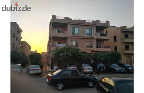 Villa 250m for sale in new cairo 1st statment elbanfseg