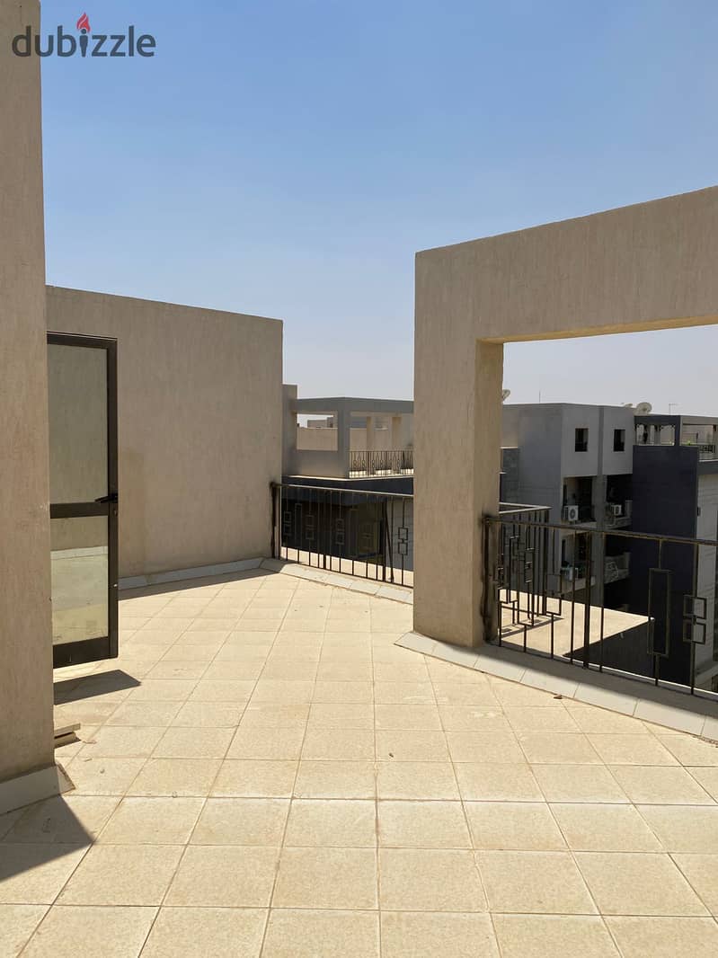 Penthouse for rent in Dyar Al Mukhabarat Compound 0