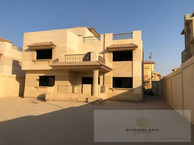 Villa in the Luxurious Royal City Compound in Sheikh Zayed, next to Hyper One, near Al-Nuzha area, across from Al-Khamail, on 26th of July Axis