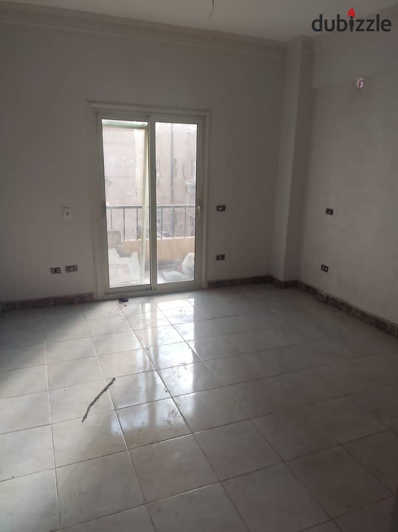 Roof apartment for rent in El Banafseg, 11 villas in the First Settlement 1