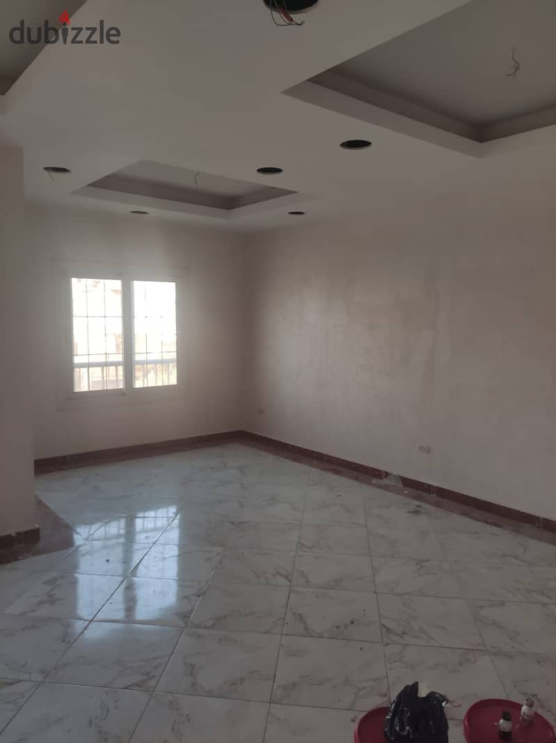 Roof apartment for rent in El Banafseg, 11 villas in the First Settlement 7