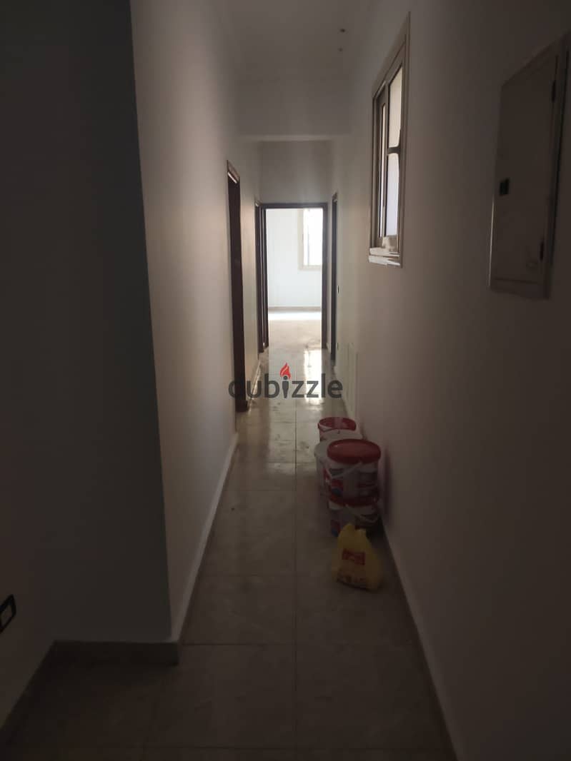 Roof apartment for rent in El Banafseg, 11 villas in the First Settlement 34