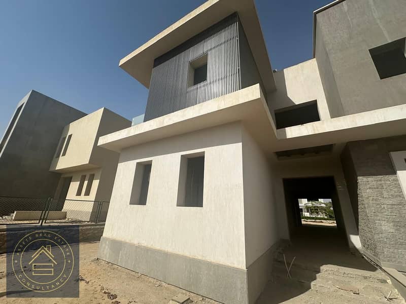 Prime Location Standalone Corner Villa for sale at Ivory hill 2 New Giza 6th October , Ready To Move 2