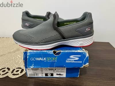 skechers original size 42.5 new with box