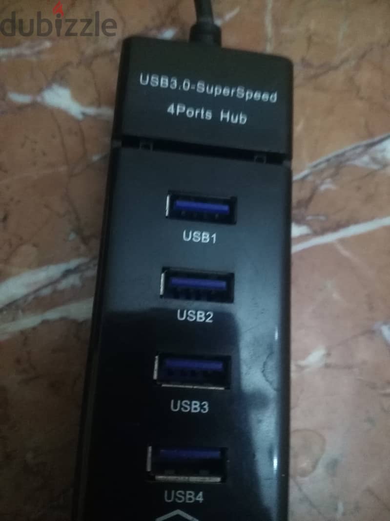 يو اس بي USB 3 أربع مداخل ورأس شاحن موبايل 1