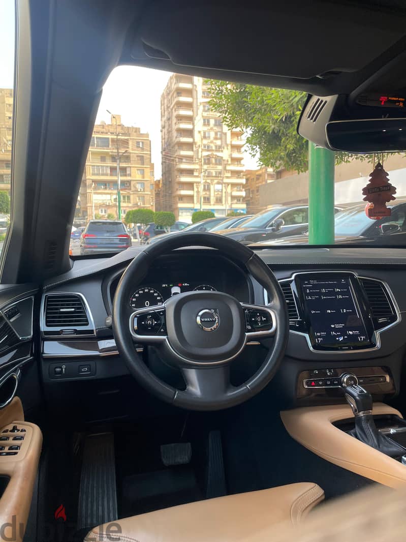 Volvo XC90 2019 10