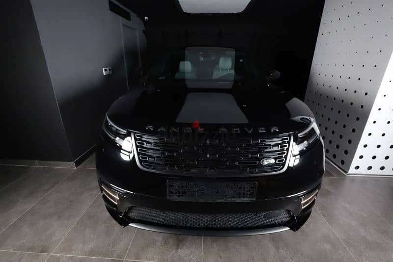 Range Rover Velar 2024 0