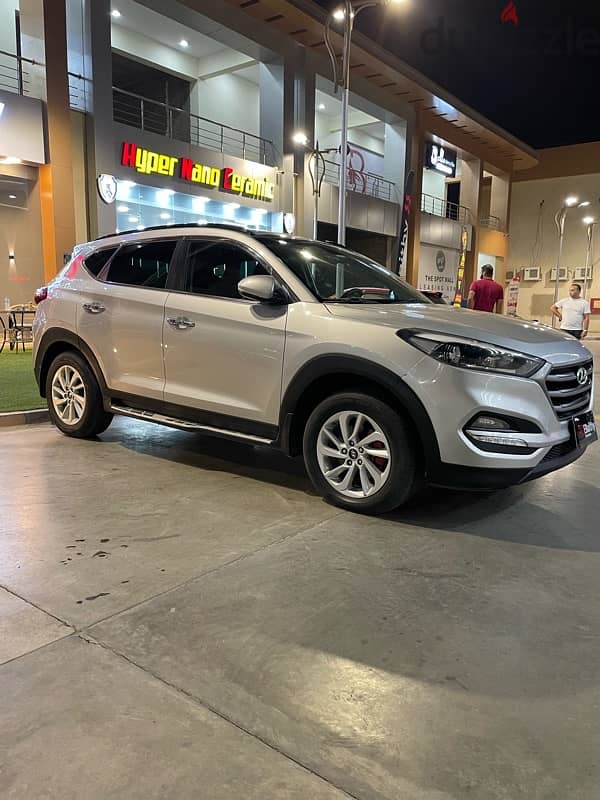 Hyundai Tucson 2017 1