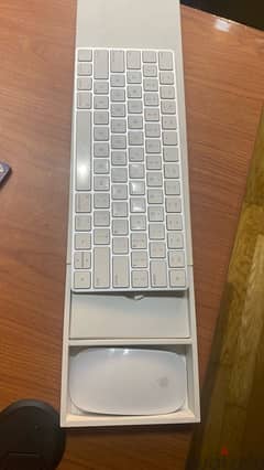 Apple Magic Mouse & Keyboard 0