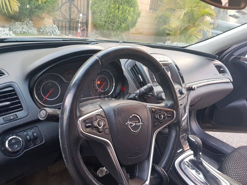 Opel Insignia 2014 excellent condition 4