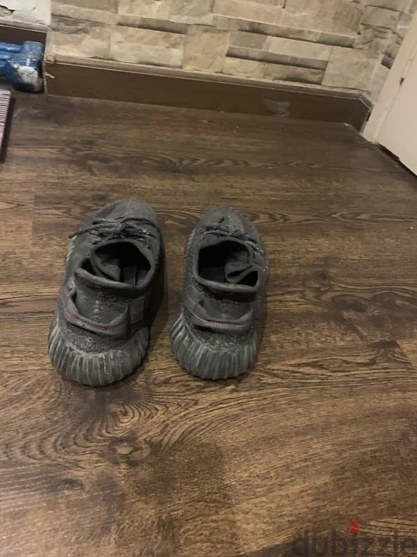 yeezy 350 black 2