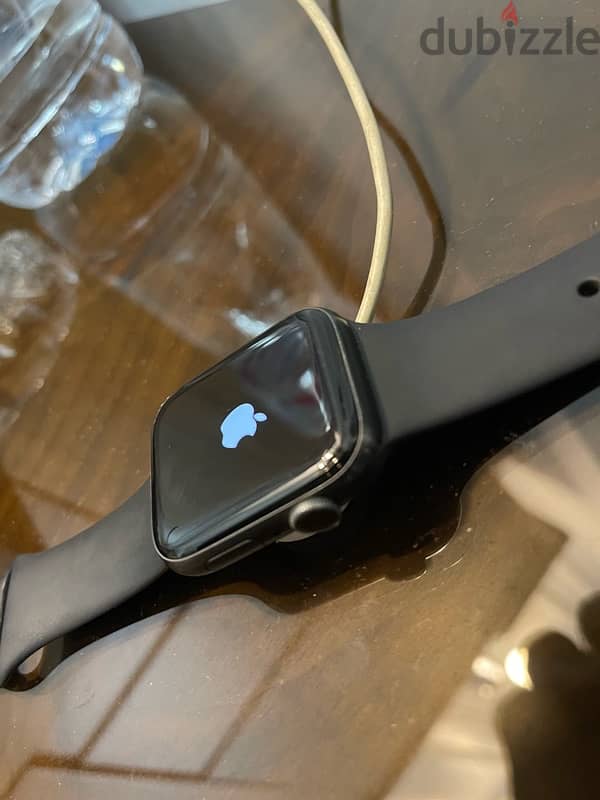 apple watch series 5 44mm aluminum case 3