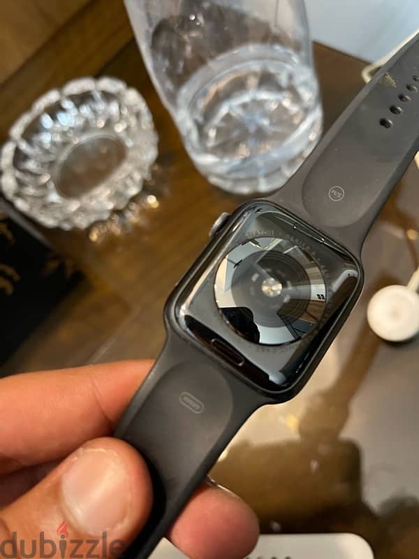 apple watch series 5 44mm aluminum case 4