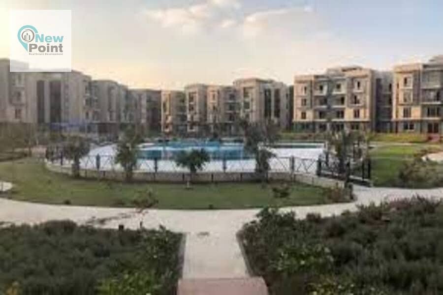 Two-bedroom apartment in a garden, immediate delivery at a special discount from Galleria Moon Valley 3