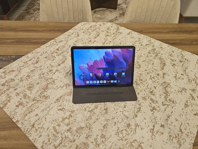 Tablet lenovo p12 256 GB just like new  استخدام  شهر واحد فقط 1