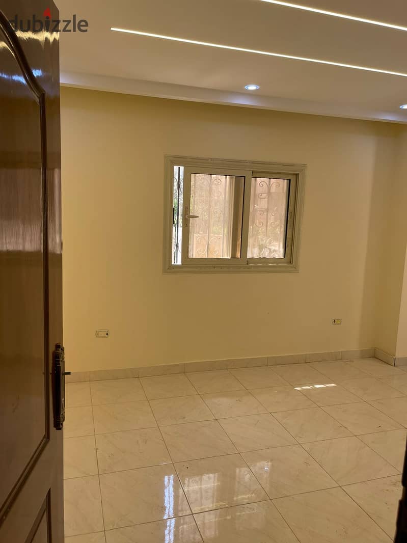 185 sqm apartment, first residence for sale, next to Al-Kafrawi Axis and Nawal University MSA, Second District, October 7