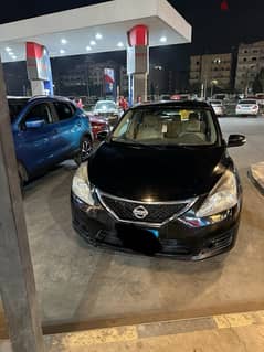 Nissan Tiida 2015 0