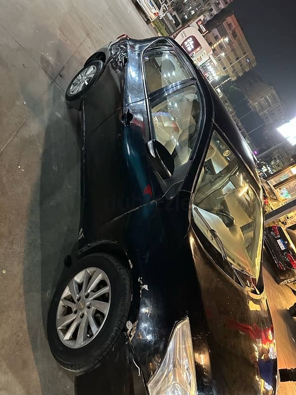 Nissan Tiida 2015 7