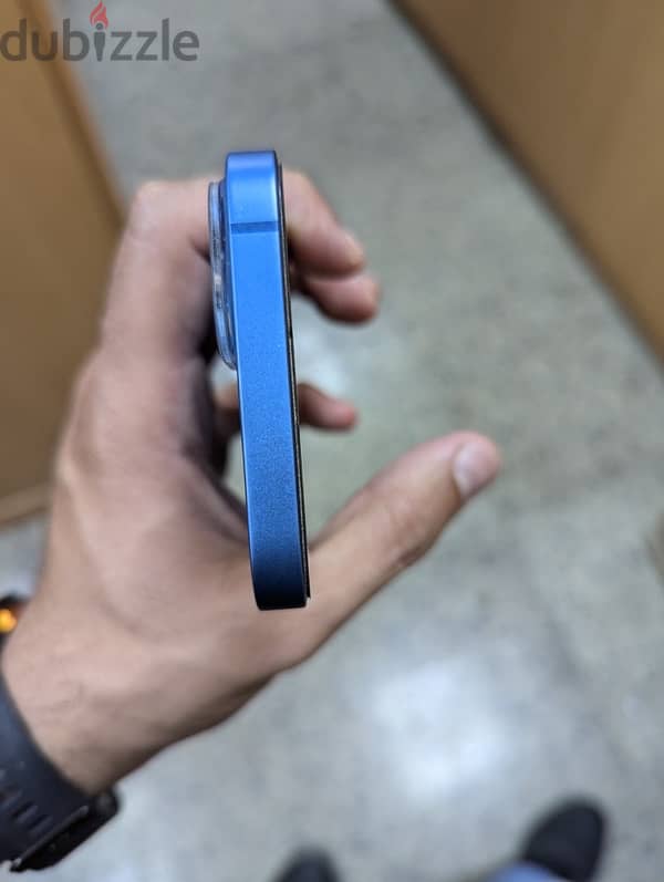 iPhone 13 Blue 128G 5