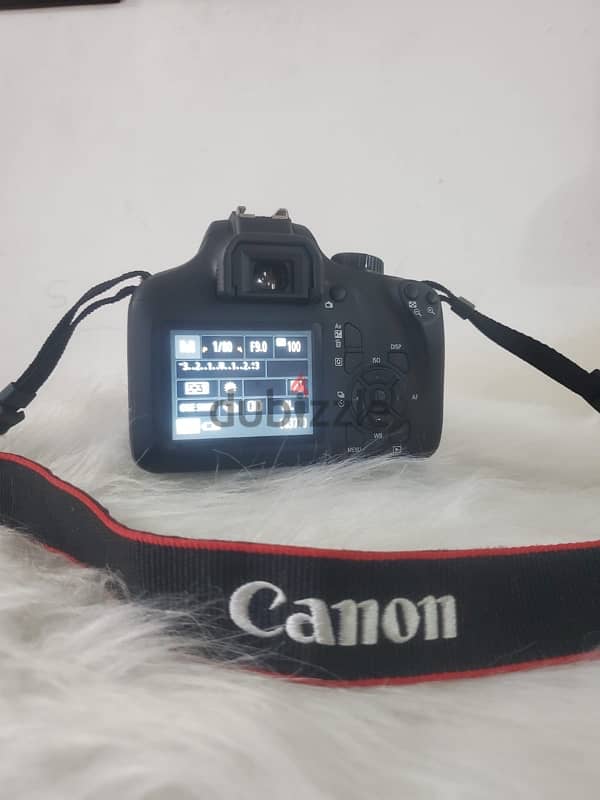 كاميرا كانون canon4000 D بكامل متعلقاتها والشنطه 2