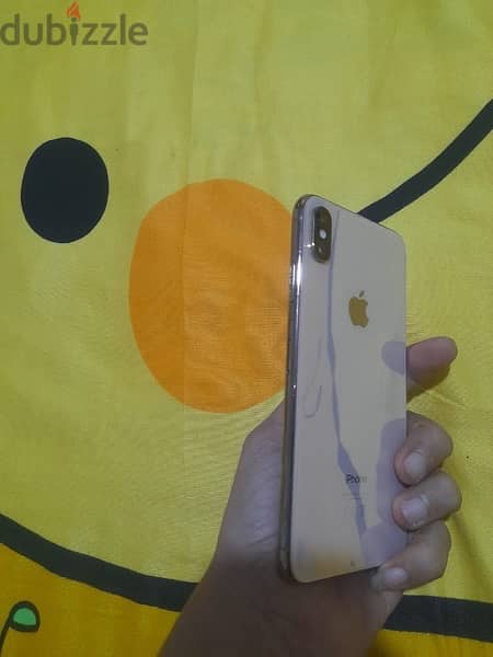 xs max ايفون حالة ممتازة 2